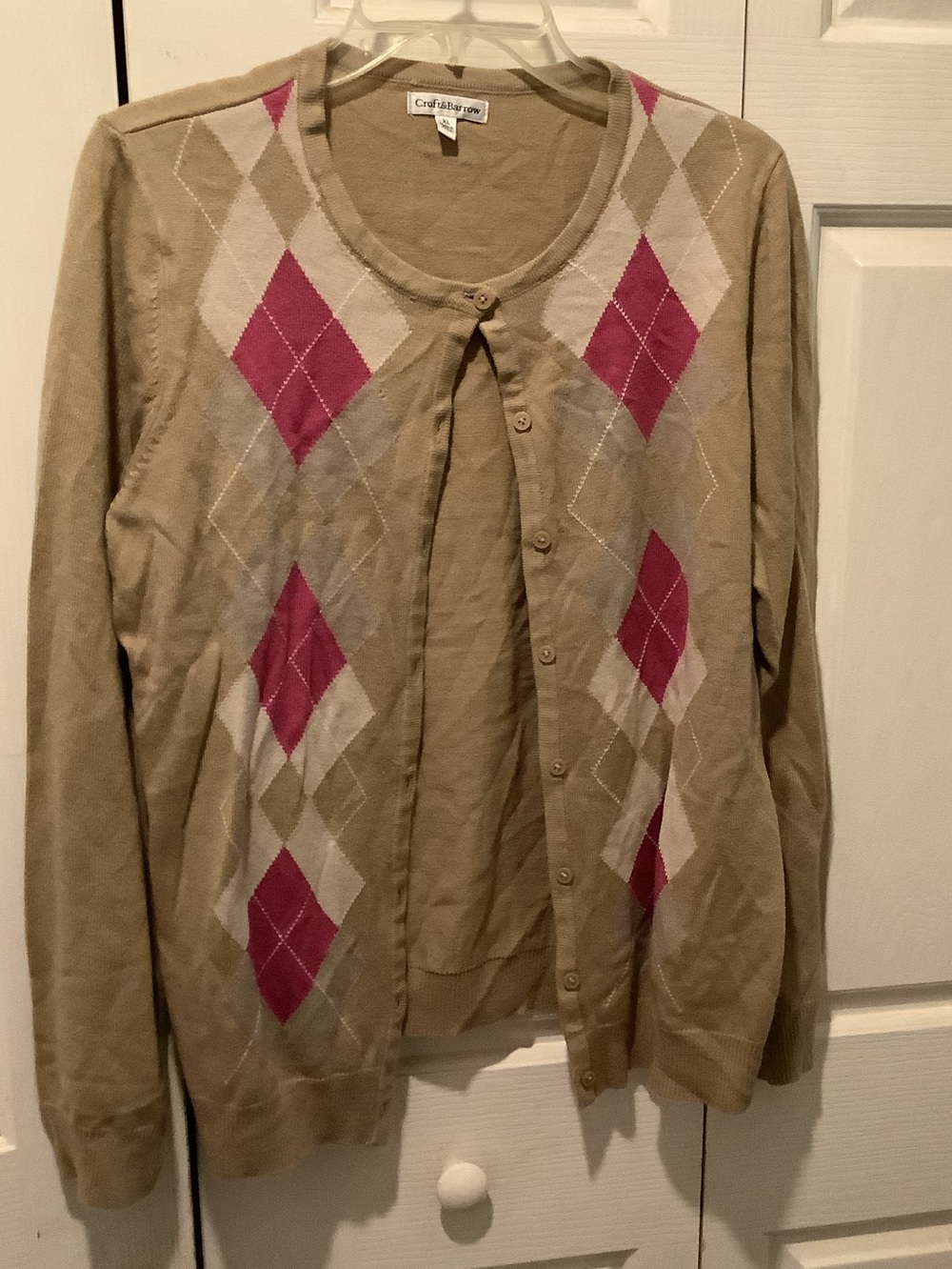 XL croft & barrow Beige Cardigan Sweater with Pink and Cream Argyle